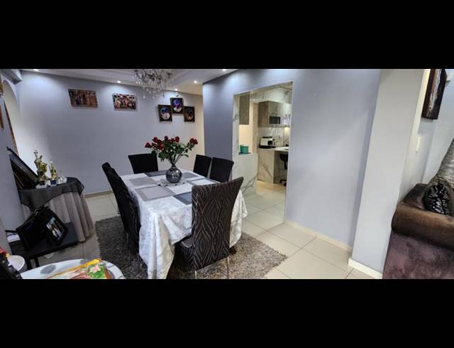 4 BEDROOM HOUSE FOR SALE IN SHALLCROSS